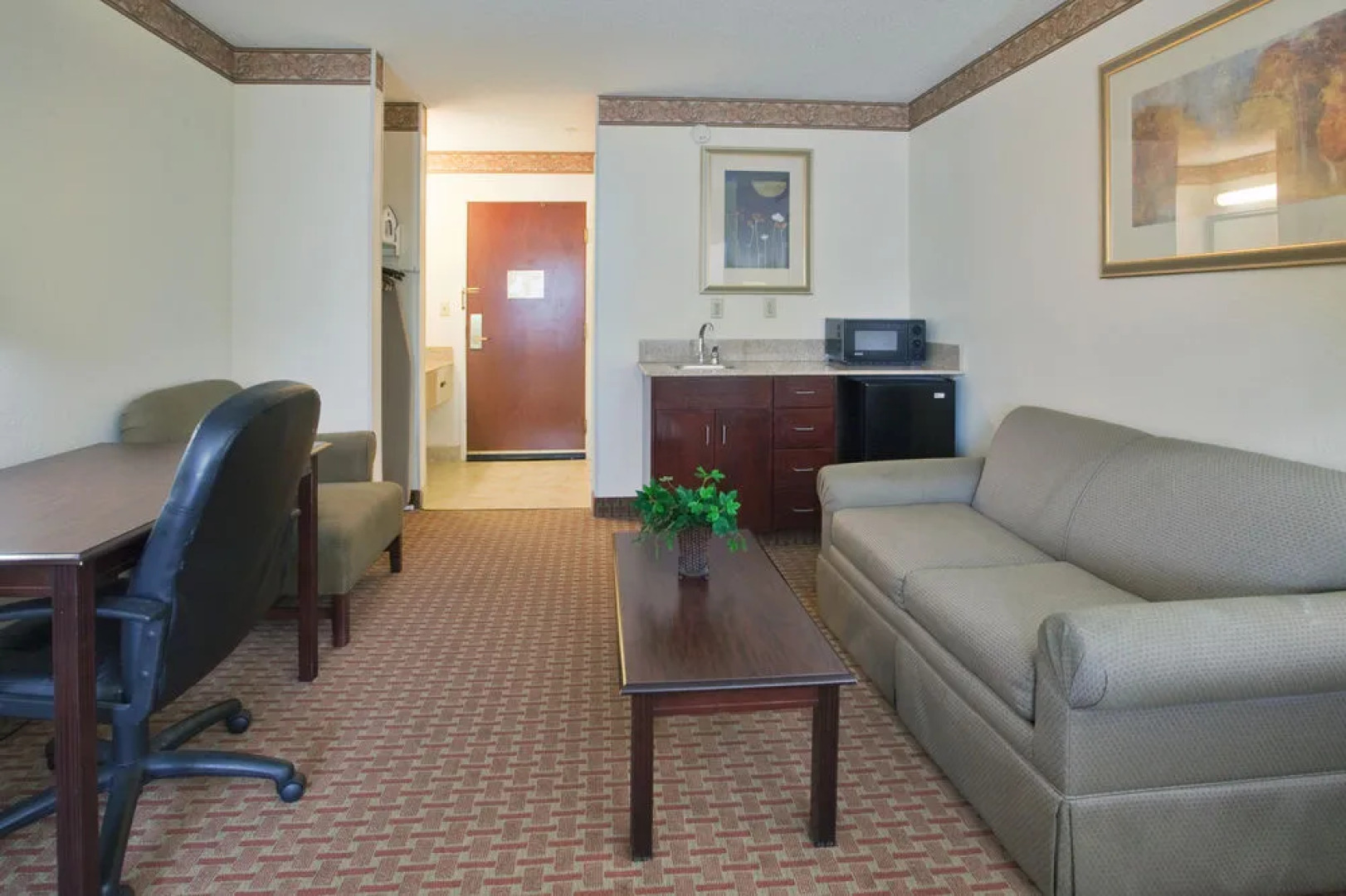 Holiday Inn Express Hotel & Suites Wilson I-95