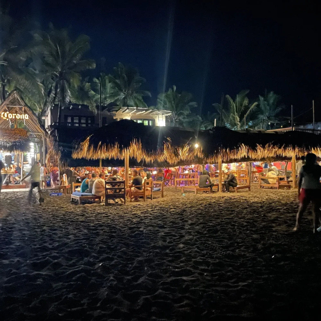 Johnny's Place Hotel