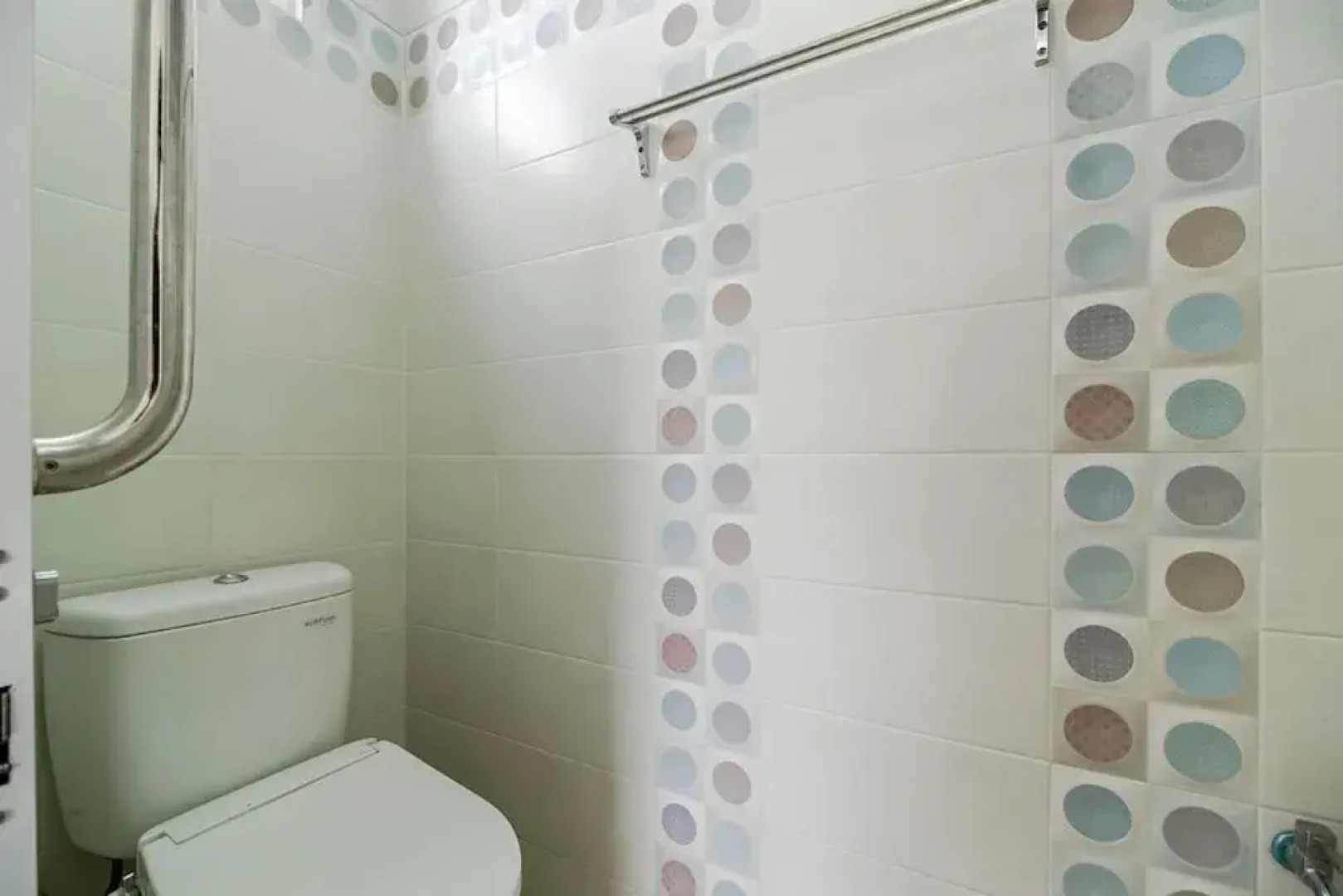 RedDoorz near Ngarai Sianok Bukittinggi