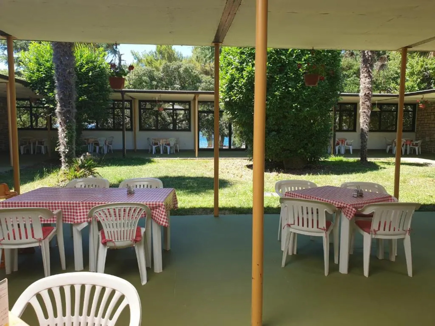 Youth Hostel Pinesta