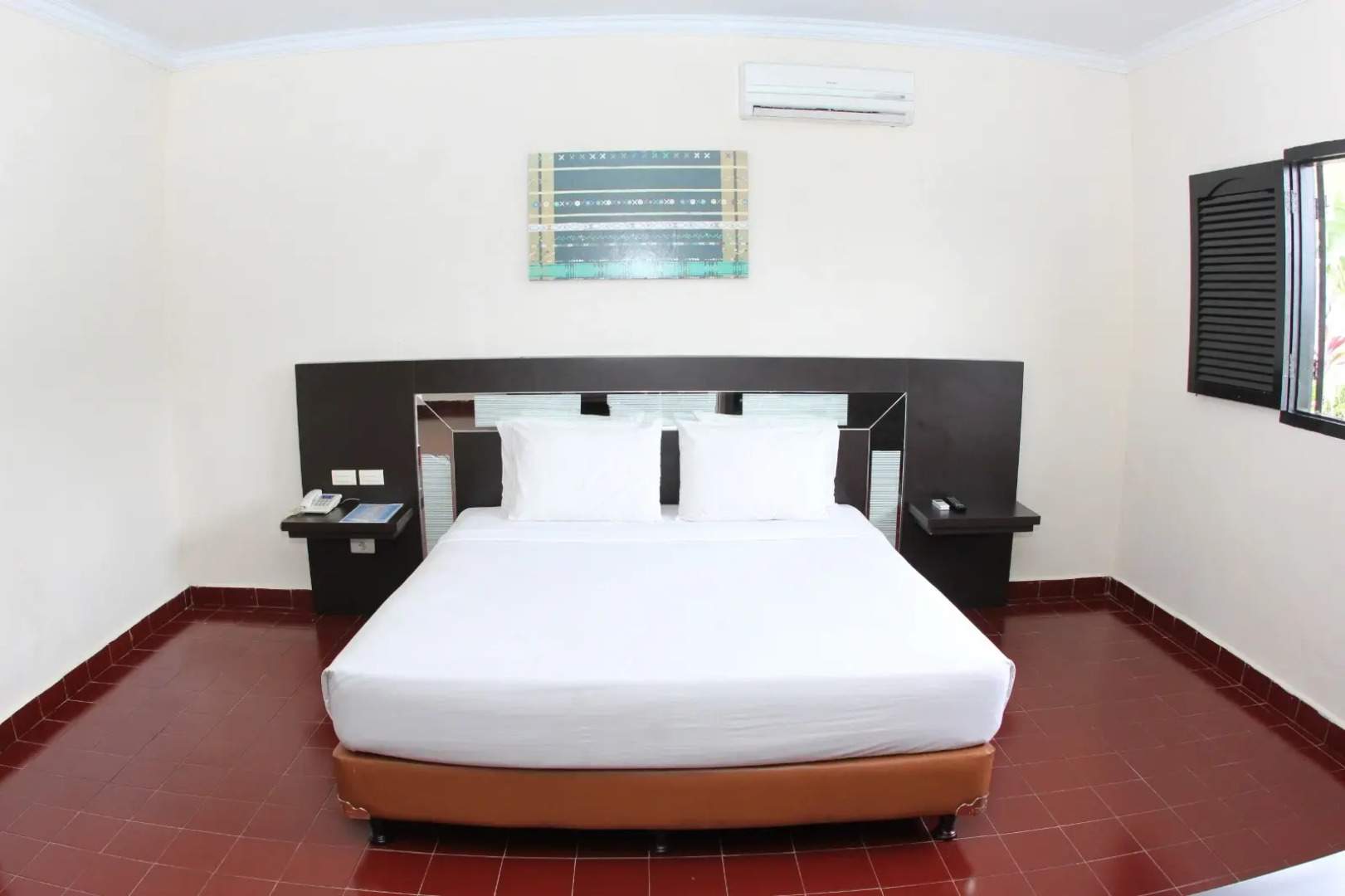 Danau Toba International Cottage