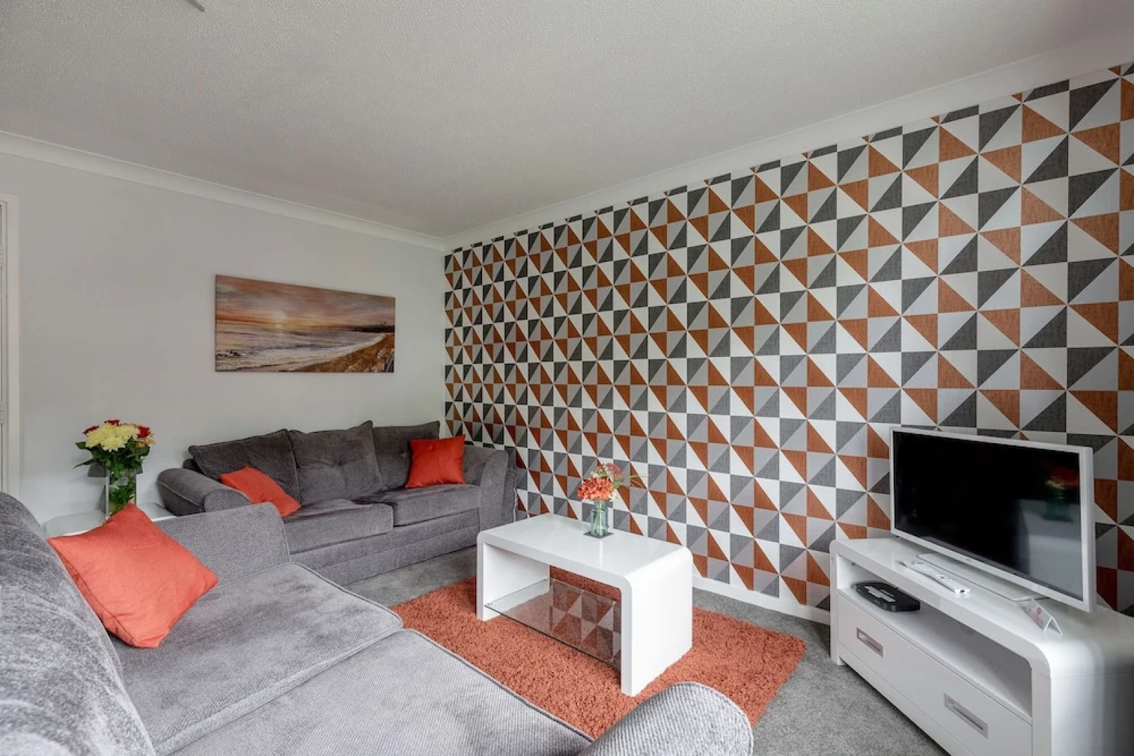 Dunfermline Central Apartments at 48