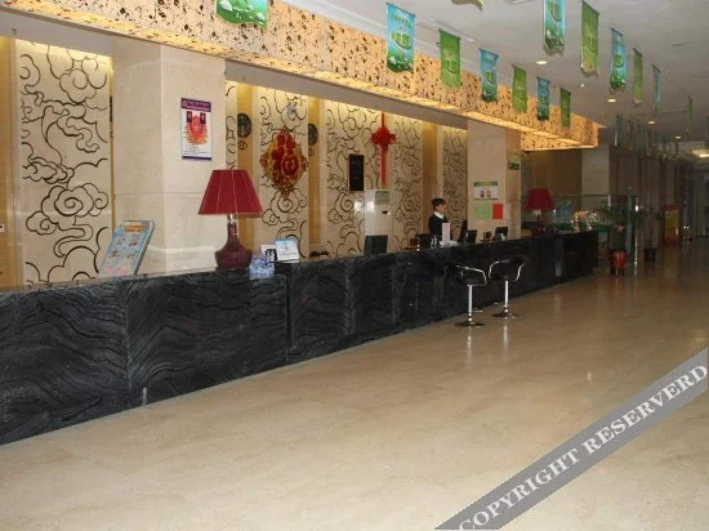 Weihai Holiday Hotel