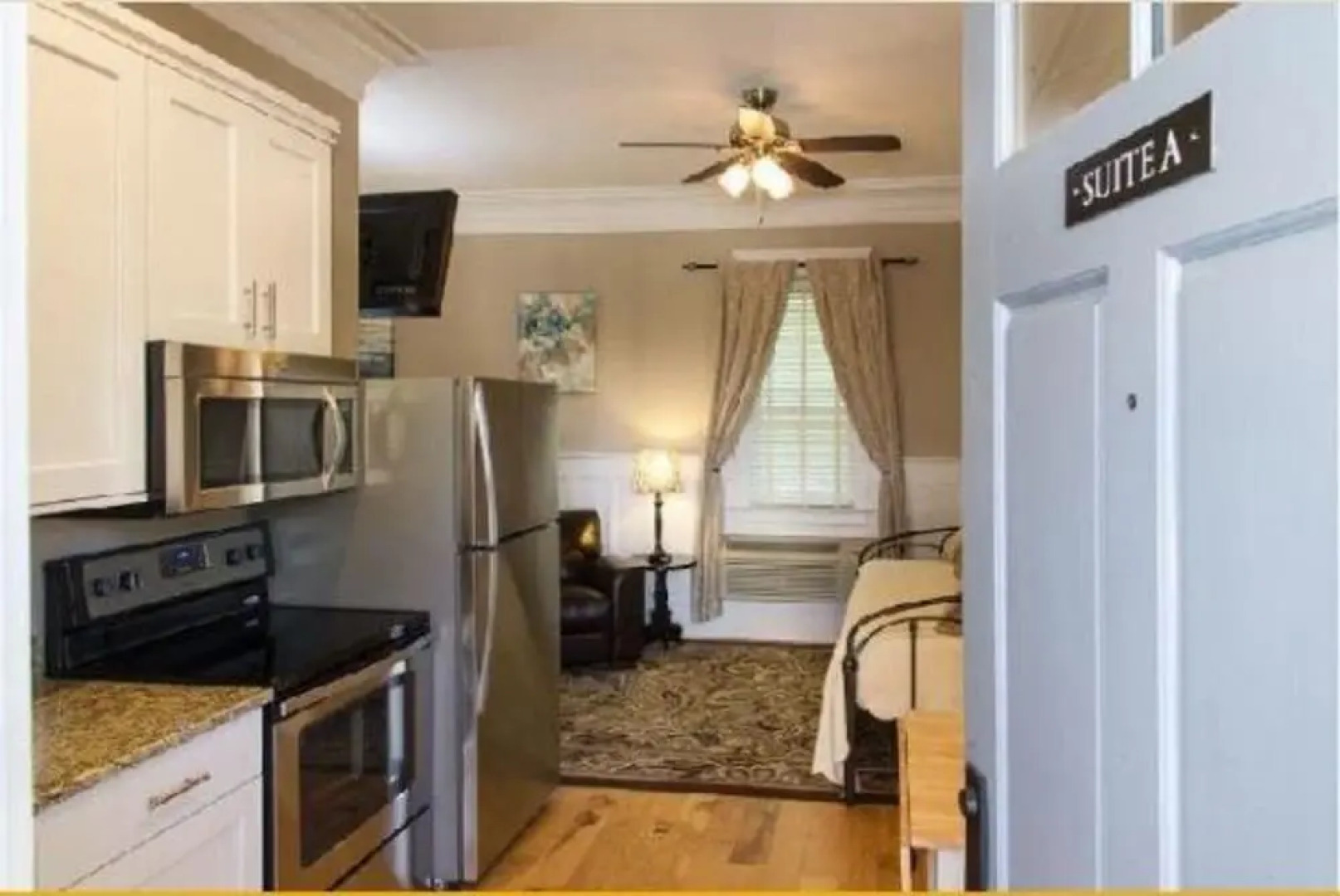 The Palmetto House Inn