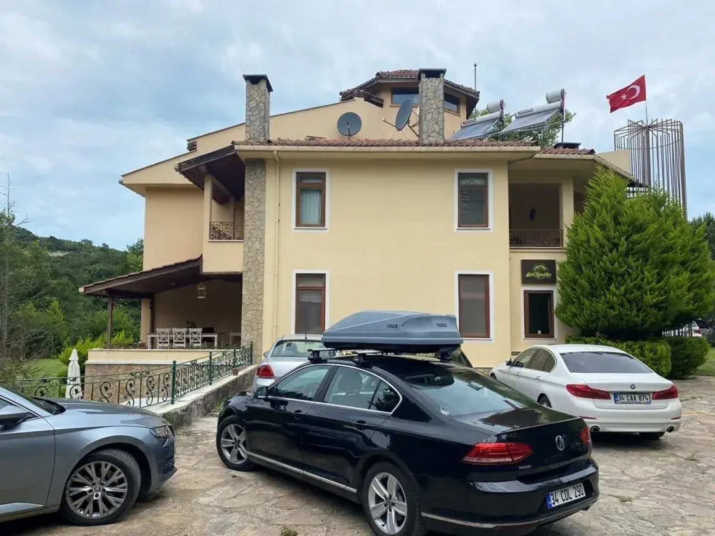 Sarikonaklar Garden Village