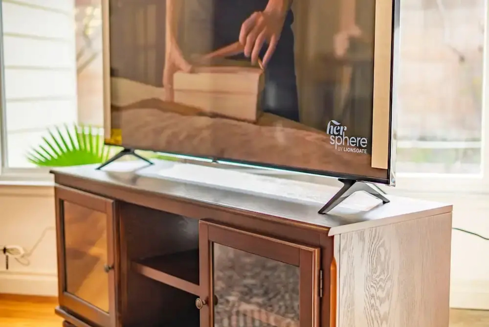 Serene Retreat With Modern Comforts in San Gabriel