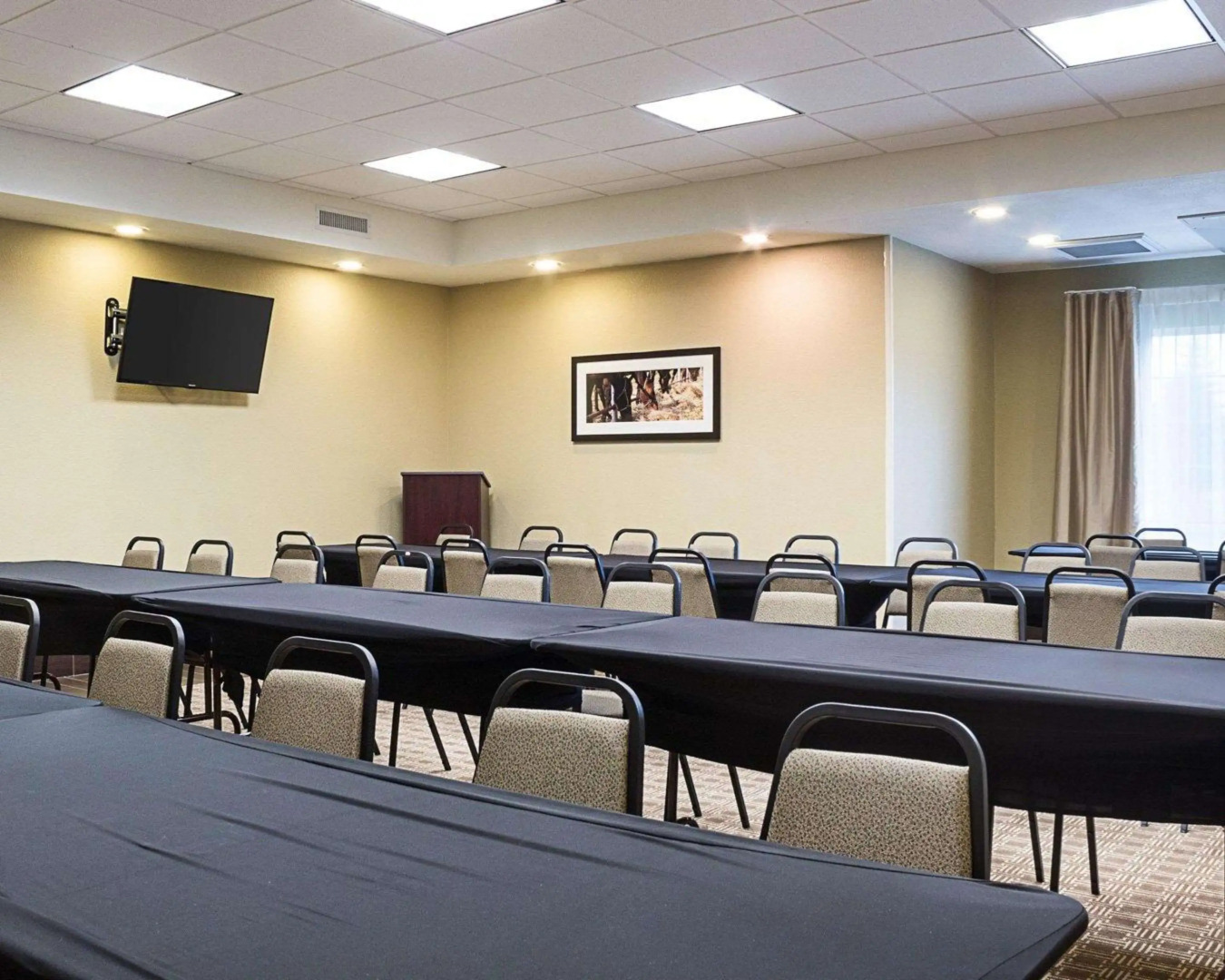 Comfort Suites Minot South