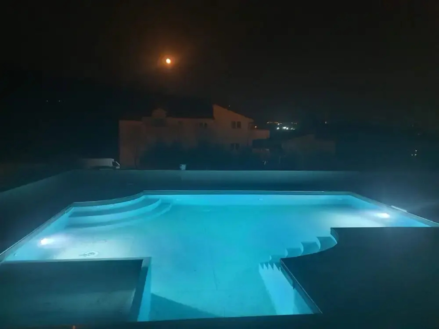 Apartments Villa Salona Sky