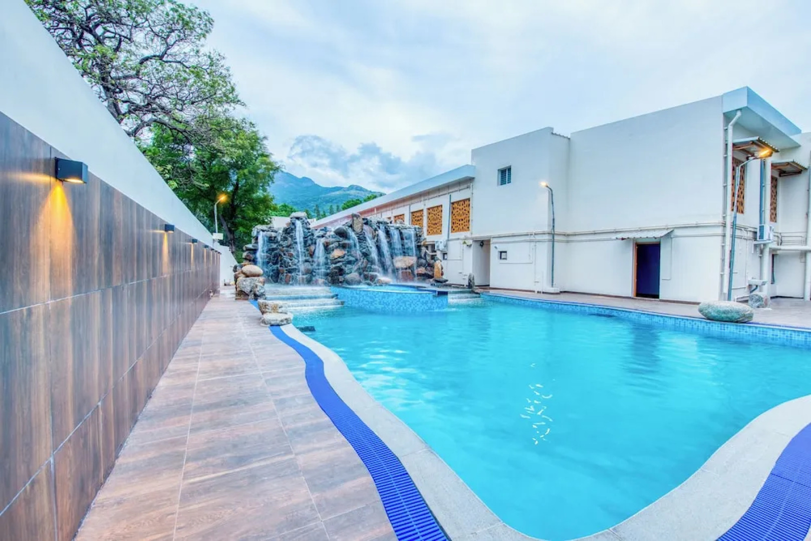 Sandanams Villa Coutralam