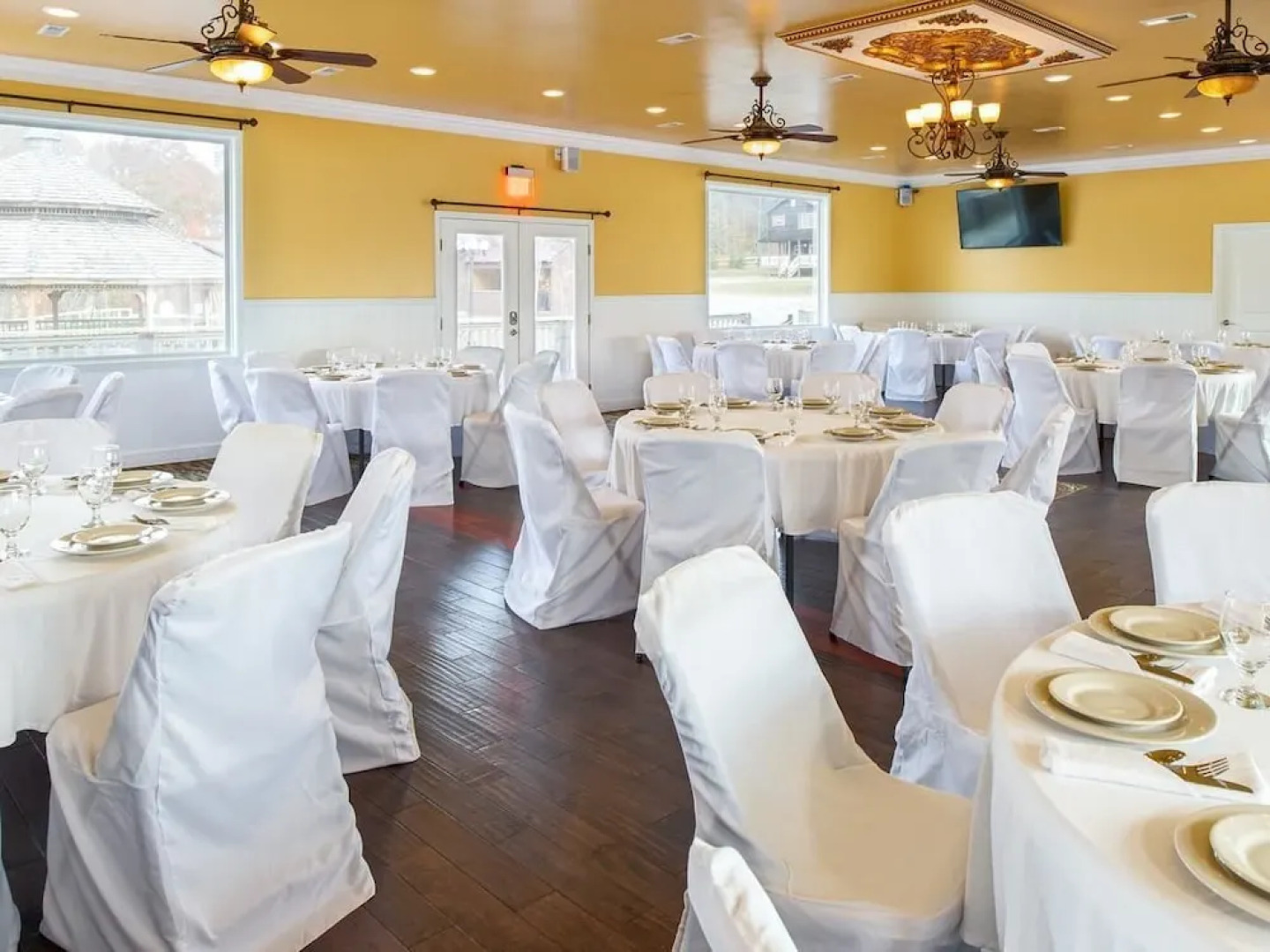 Pipestem Spa Event Center and Mountain Chalets