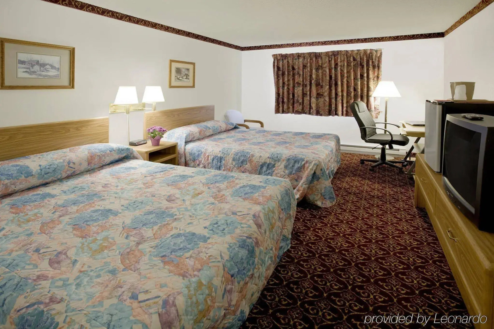 Waconia Inn and Suites