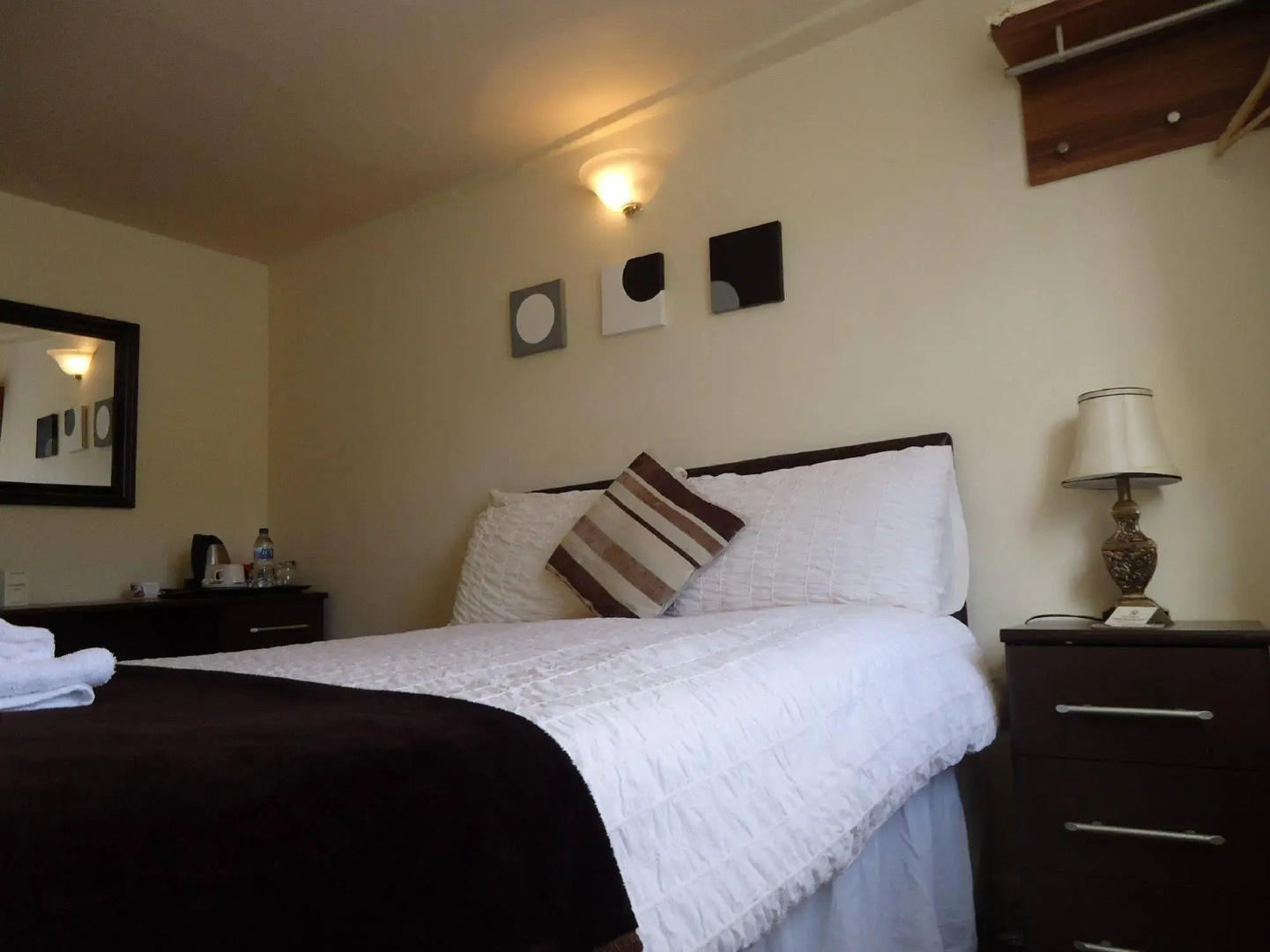 The Silverton Inn - B&B