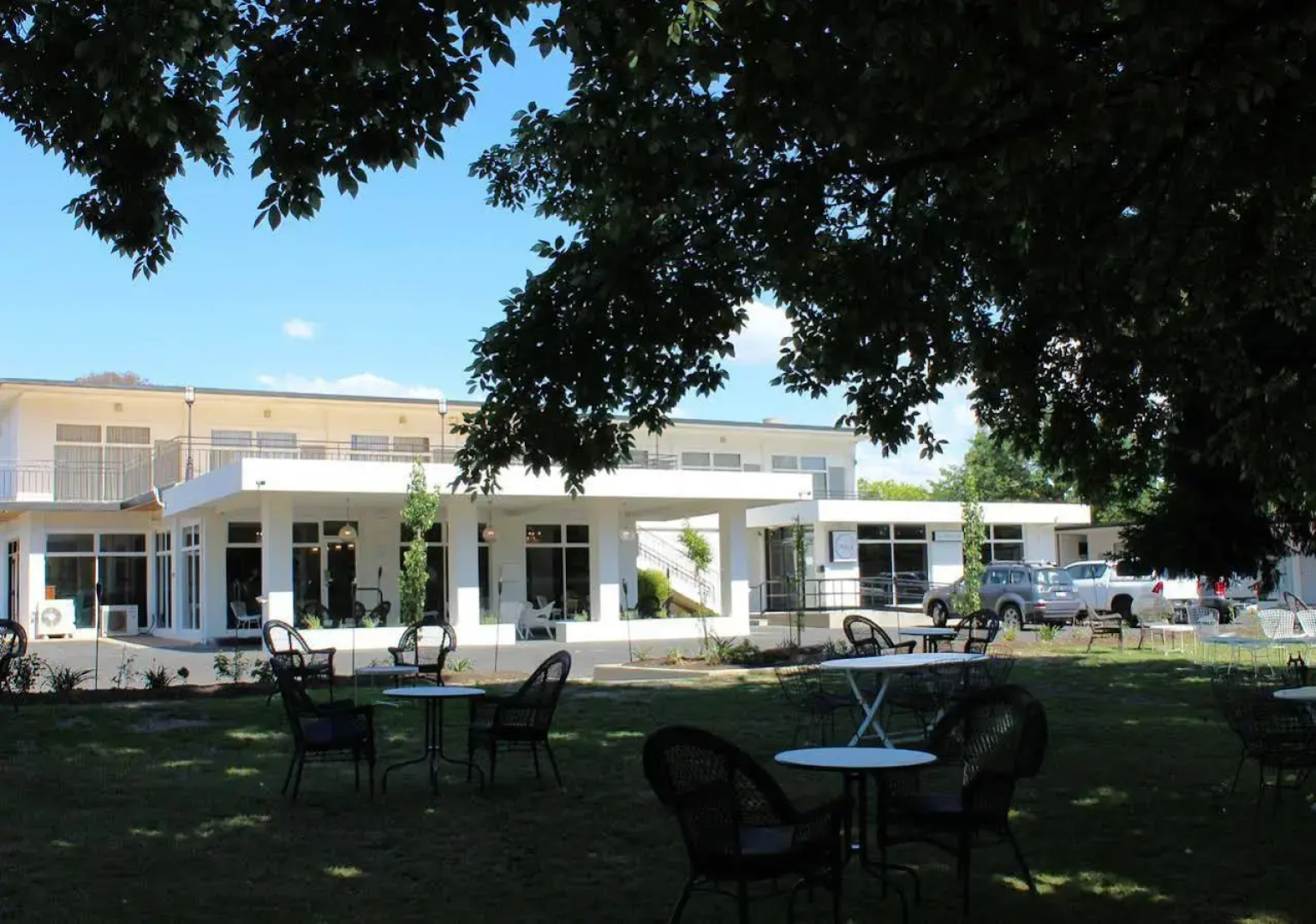 The Oriana Orange - Retro Hotel & Resort