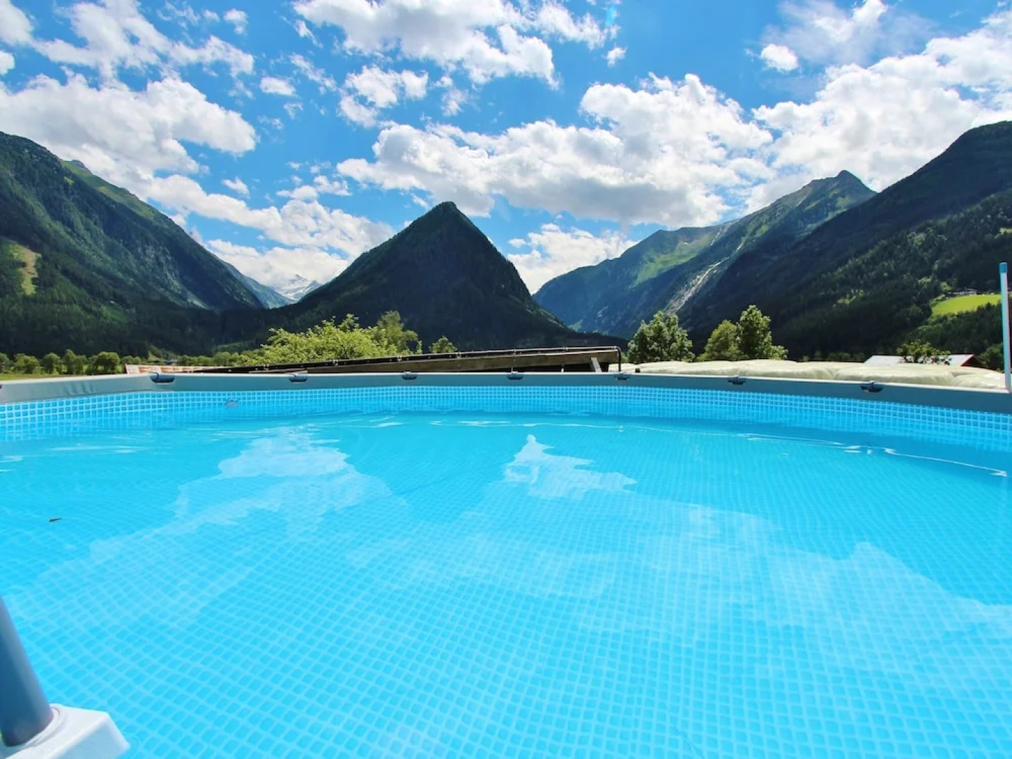 Lovely Villa in Neukirchen am Großvenediger near Ski Area