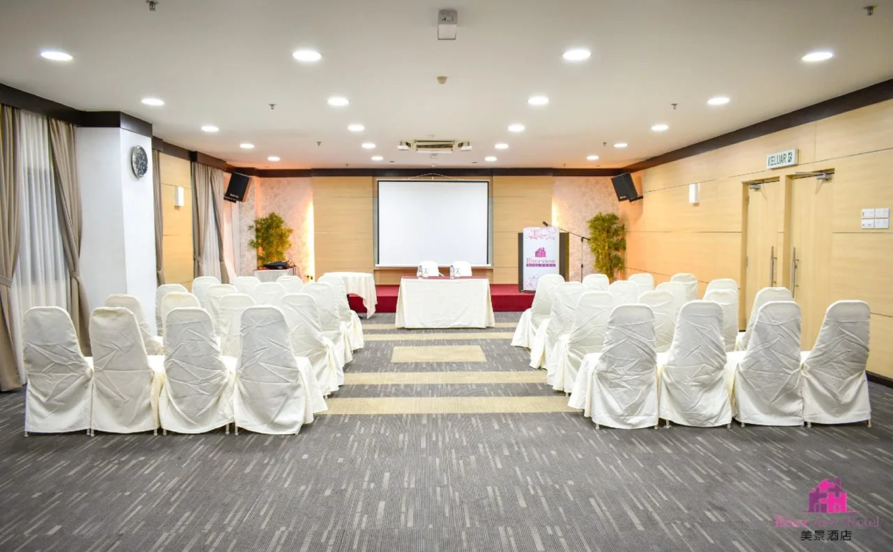 Riverview Hotel Muar