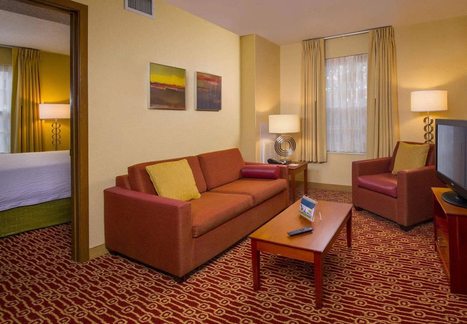 Sonesta Simply Suites Falls Church