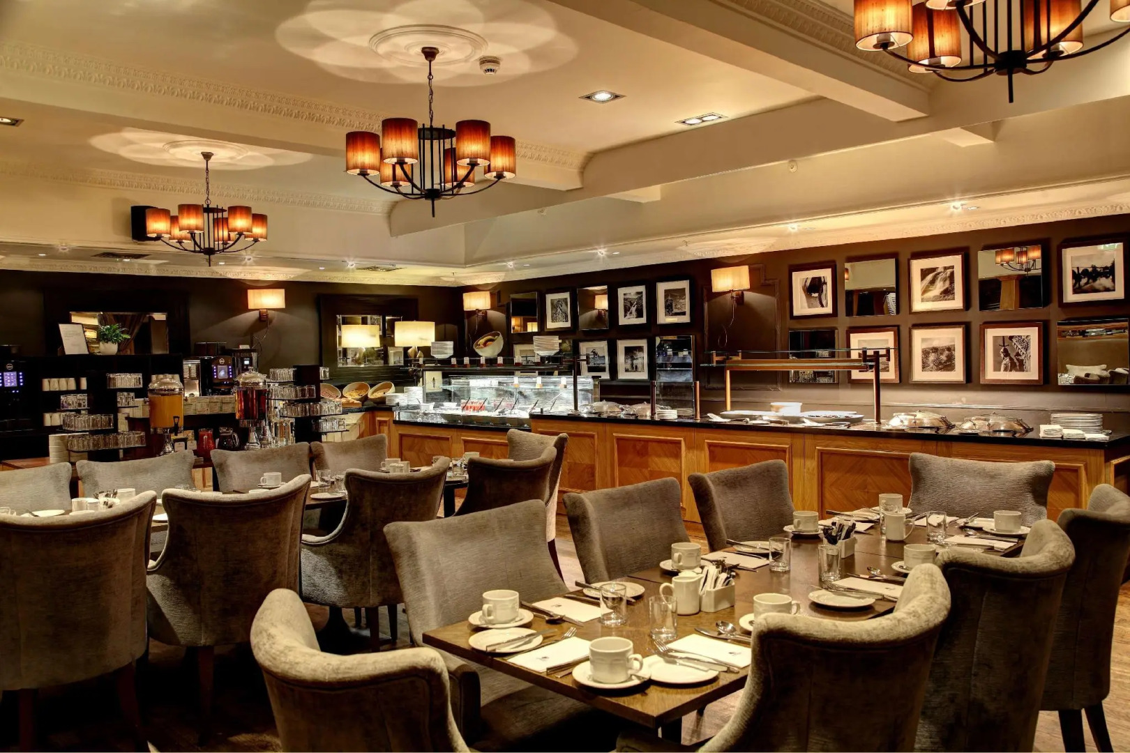 Отель Apex Dunblane Hydro