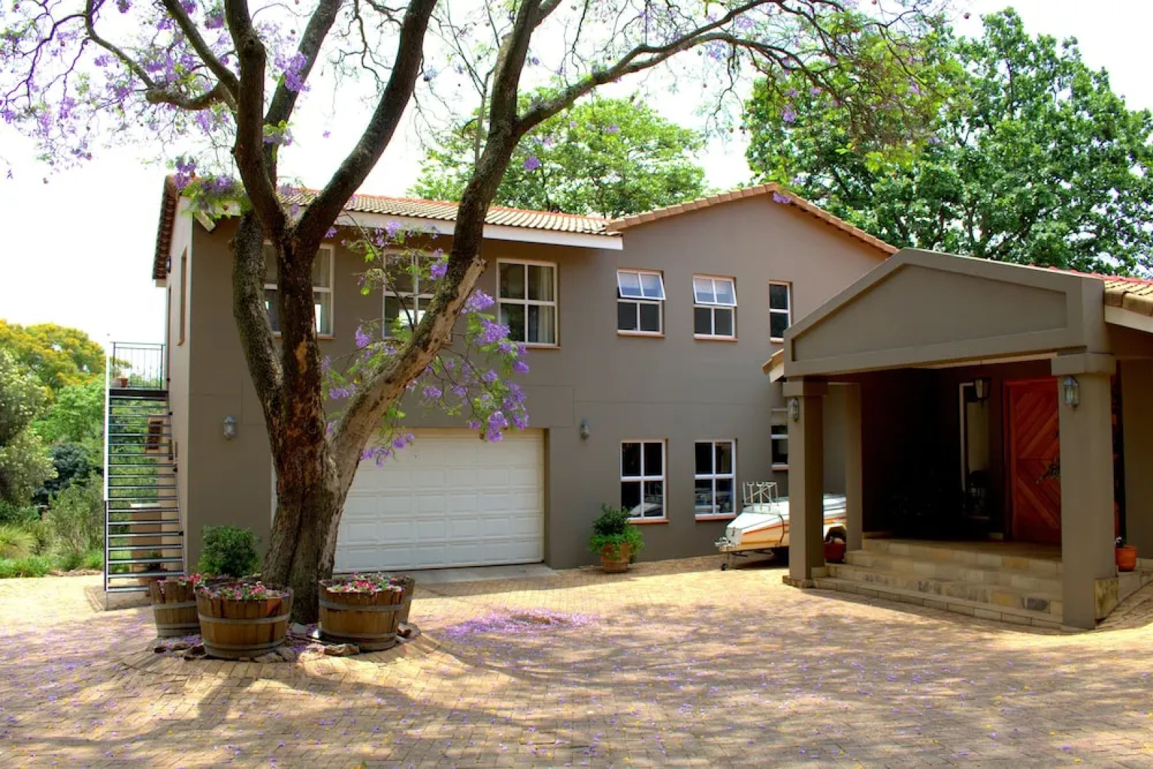 Wild Olive Executive Suite