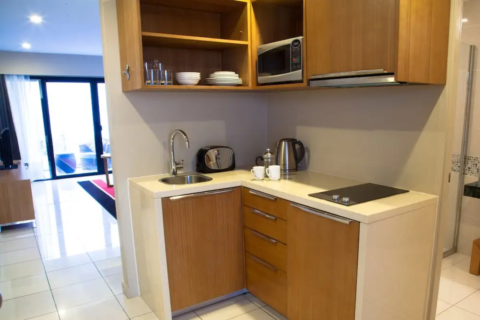 Ela Beach Hotel & Apartments
