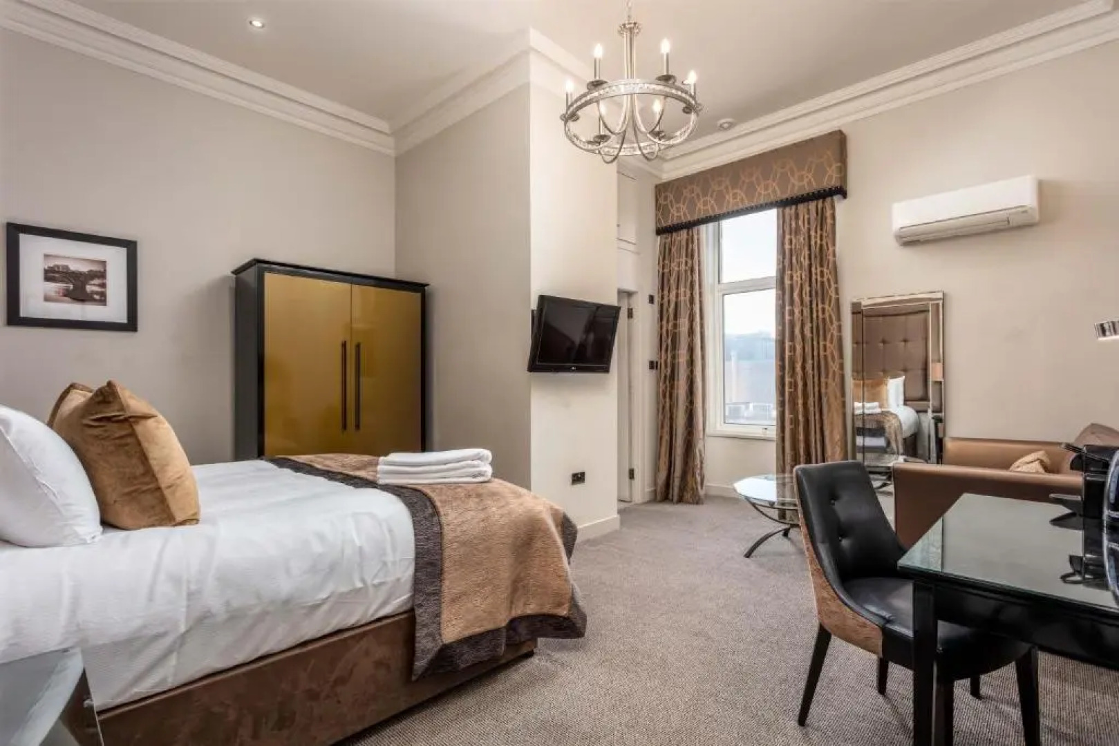 The Kylestrome Hotel