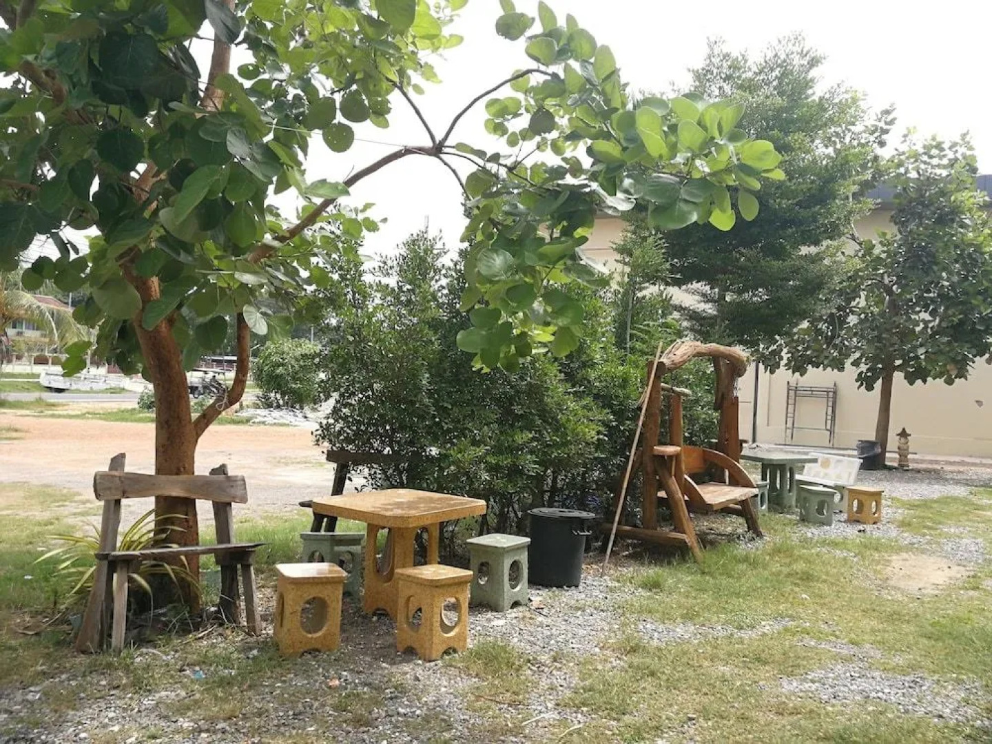 Baan Pak Parichat-Sarun