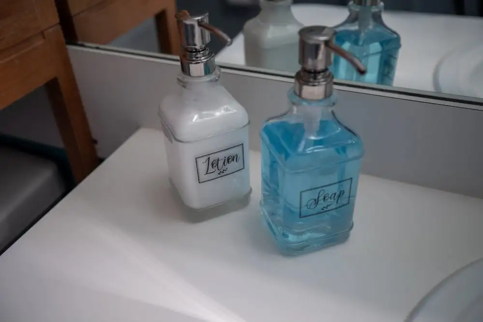 Urban Oasis W/hot Tub, Heated Pool And Private Movie Theater 2 Bedroom Home by RedAwning