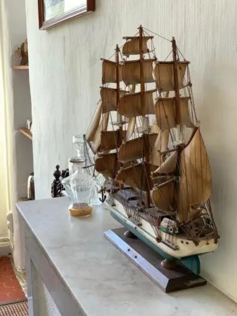 La Cle De La Porte BB