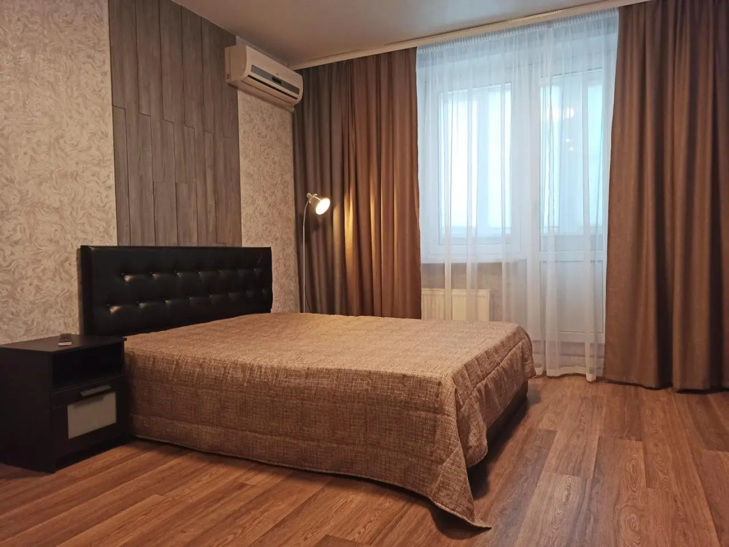 Апартаменты на улице Короленко 4