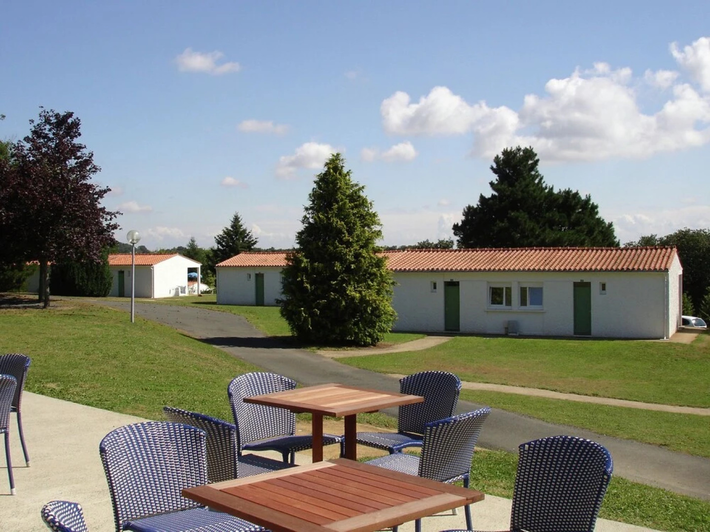 Semi-detached Bungalow With Microwave, in the Great Vendée