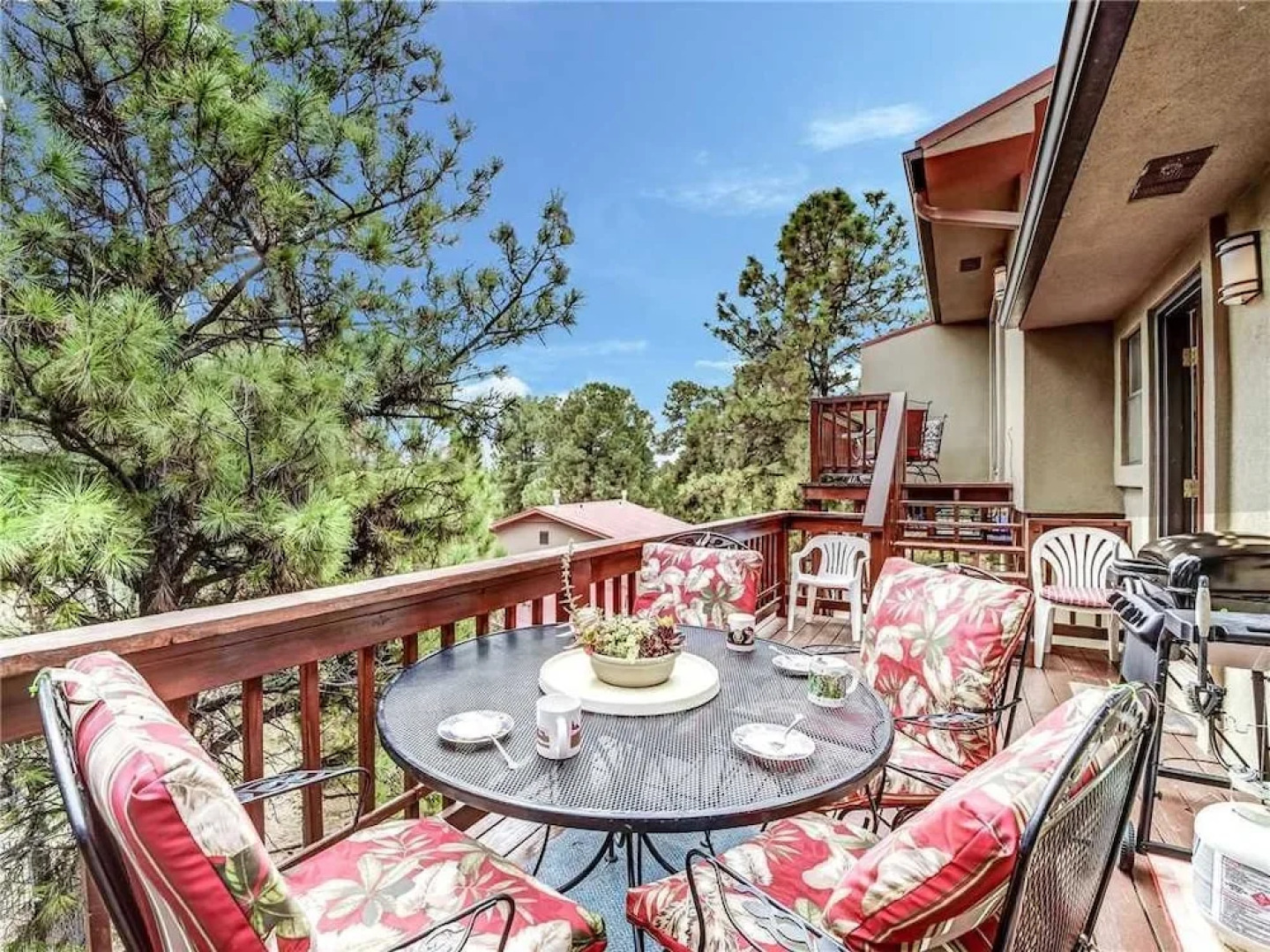 Pine Tree Haven - Two Bedroom Home