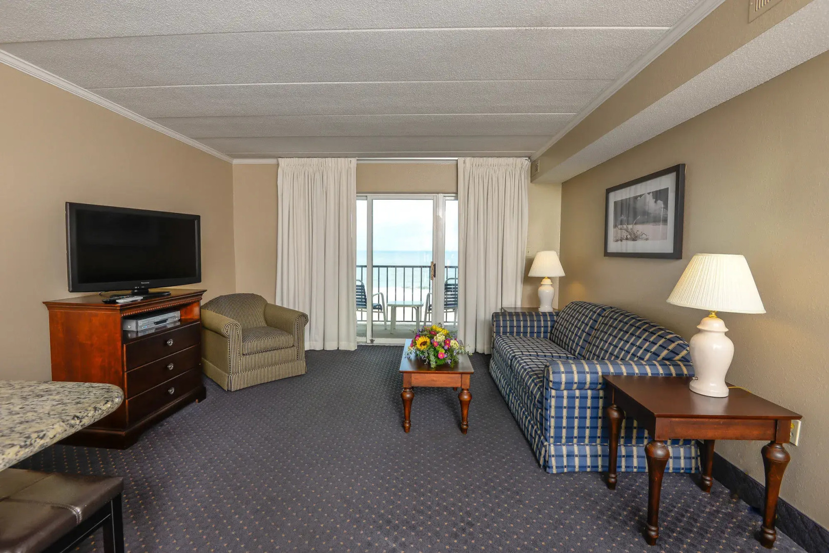 Marigot Beach Suites