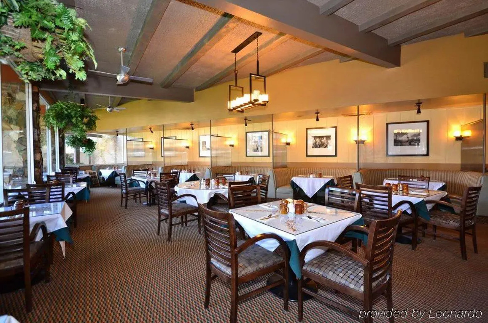 Magnuson Hotel Papago Inn