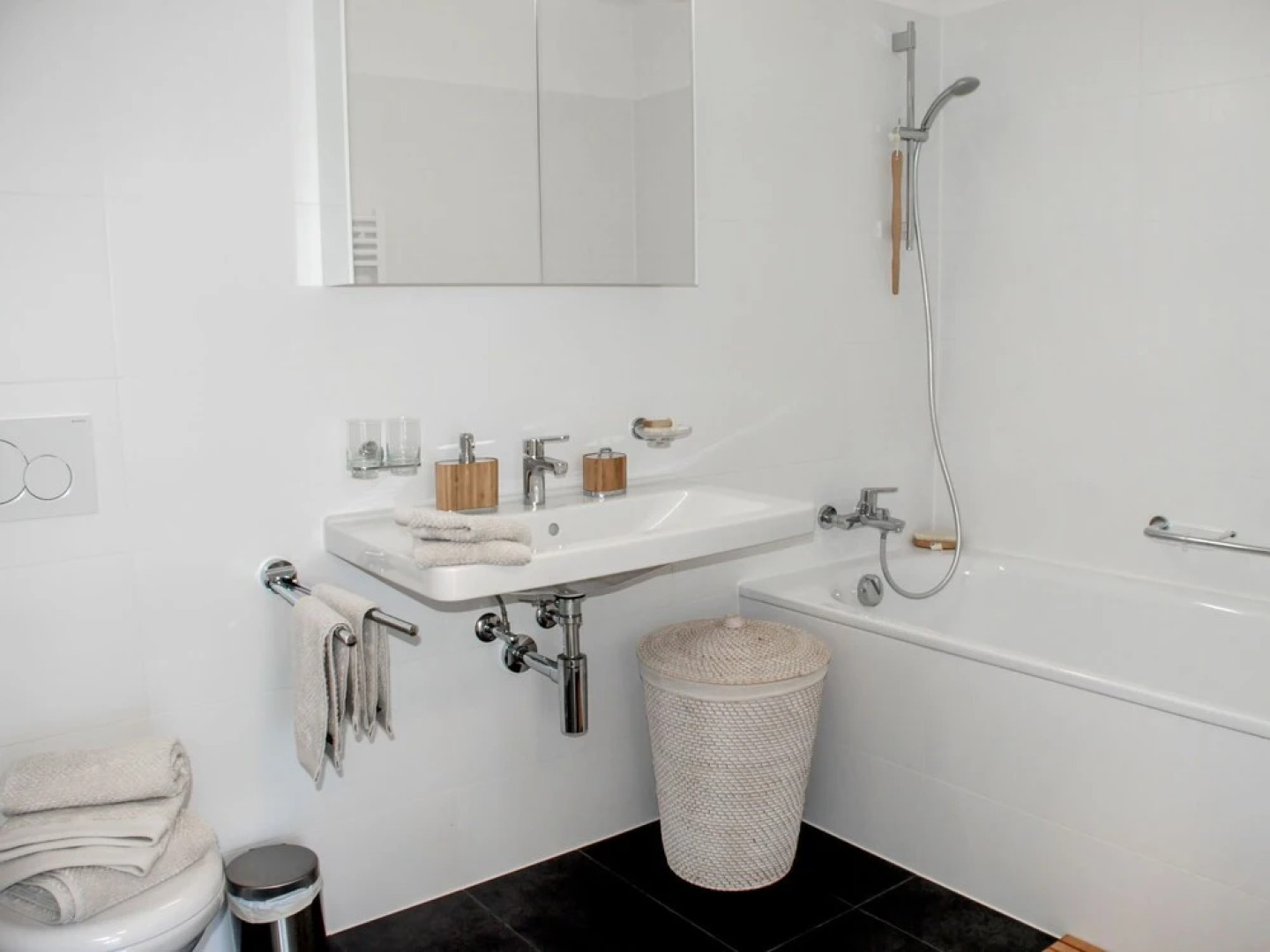 Laville B-2-3 Locarno