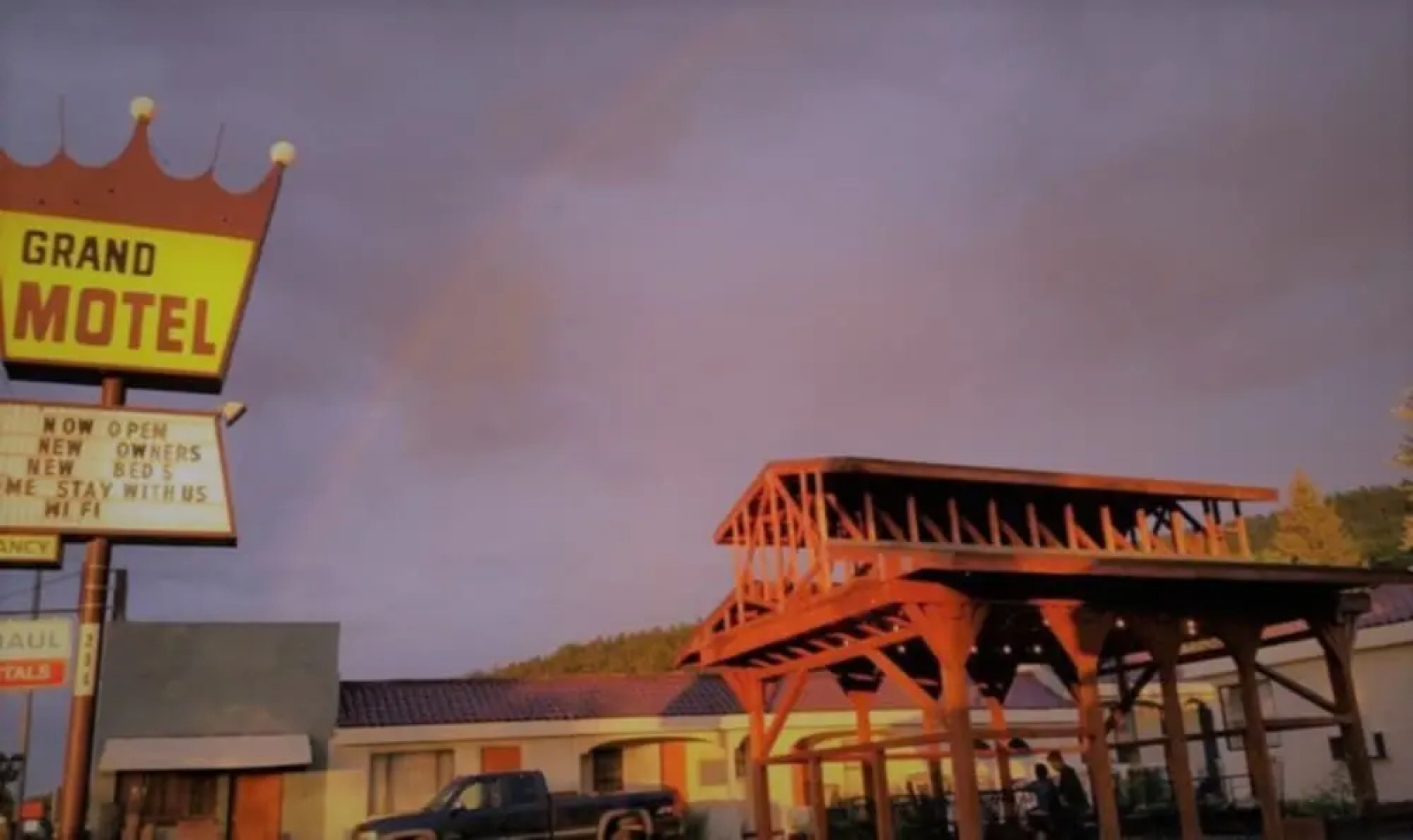 Grand Motel