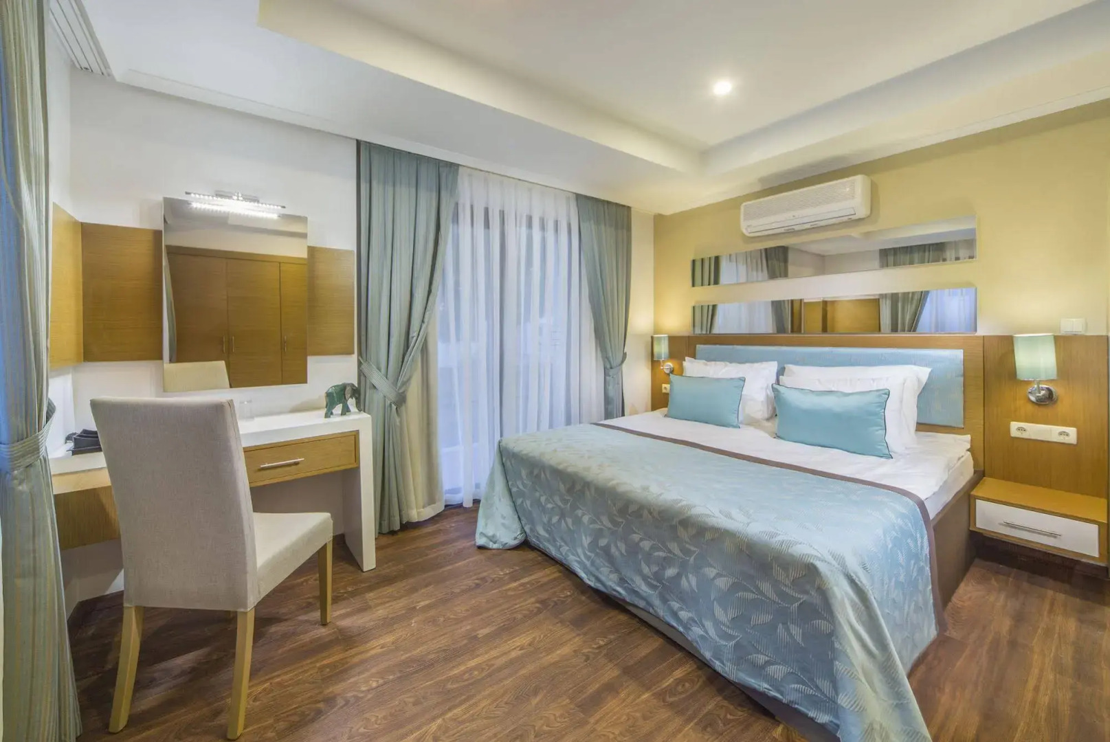 Fun & Sun River Resort  All Inclusive