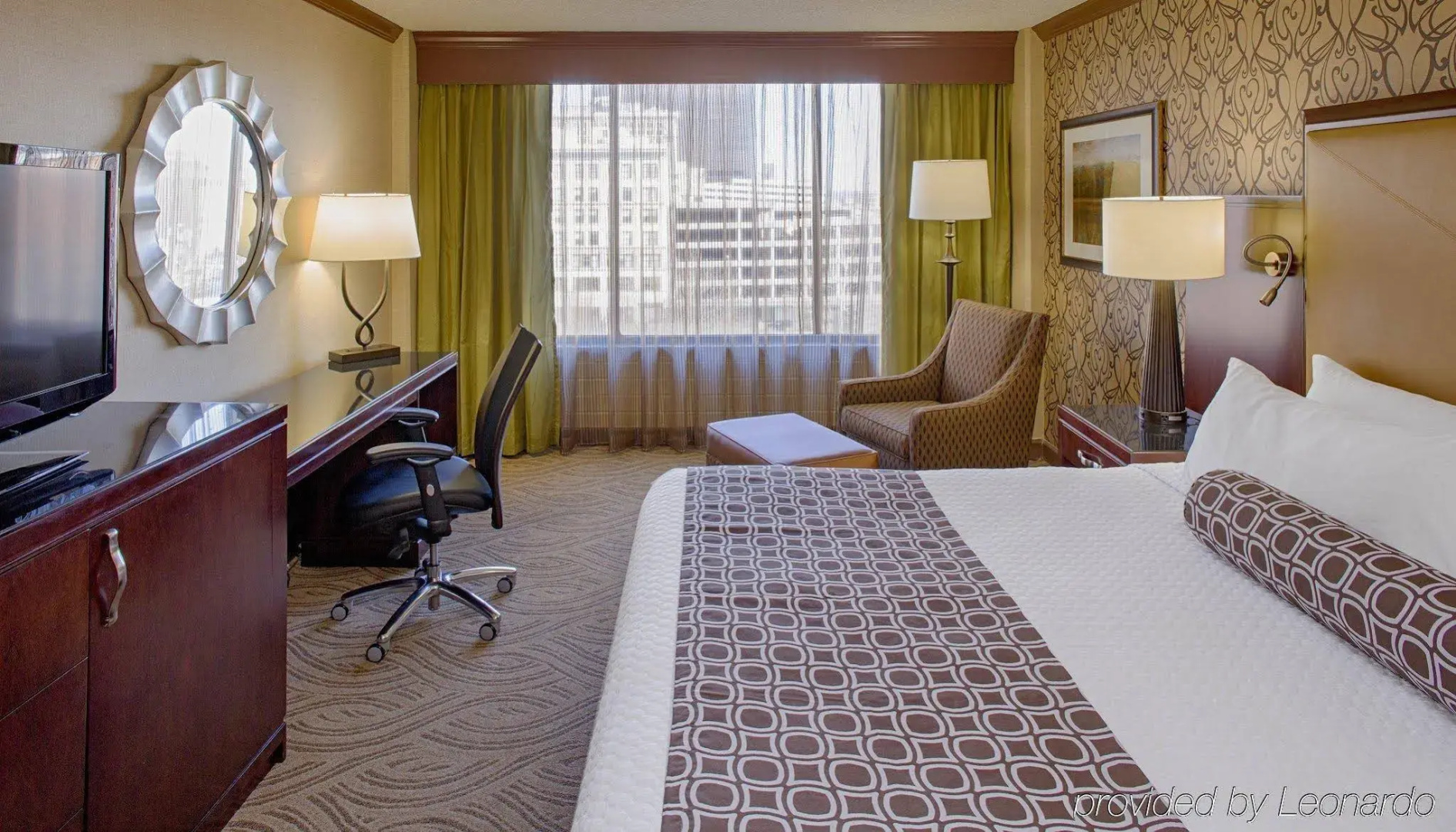 Crowne Plaza Hotel Dayton