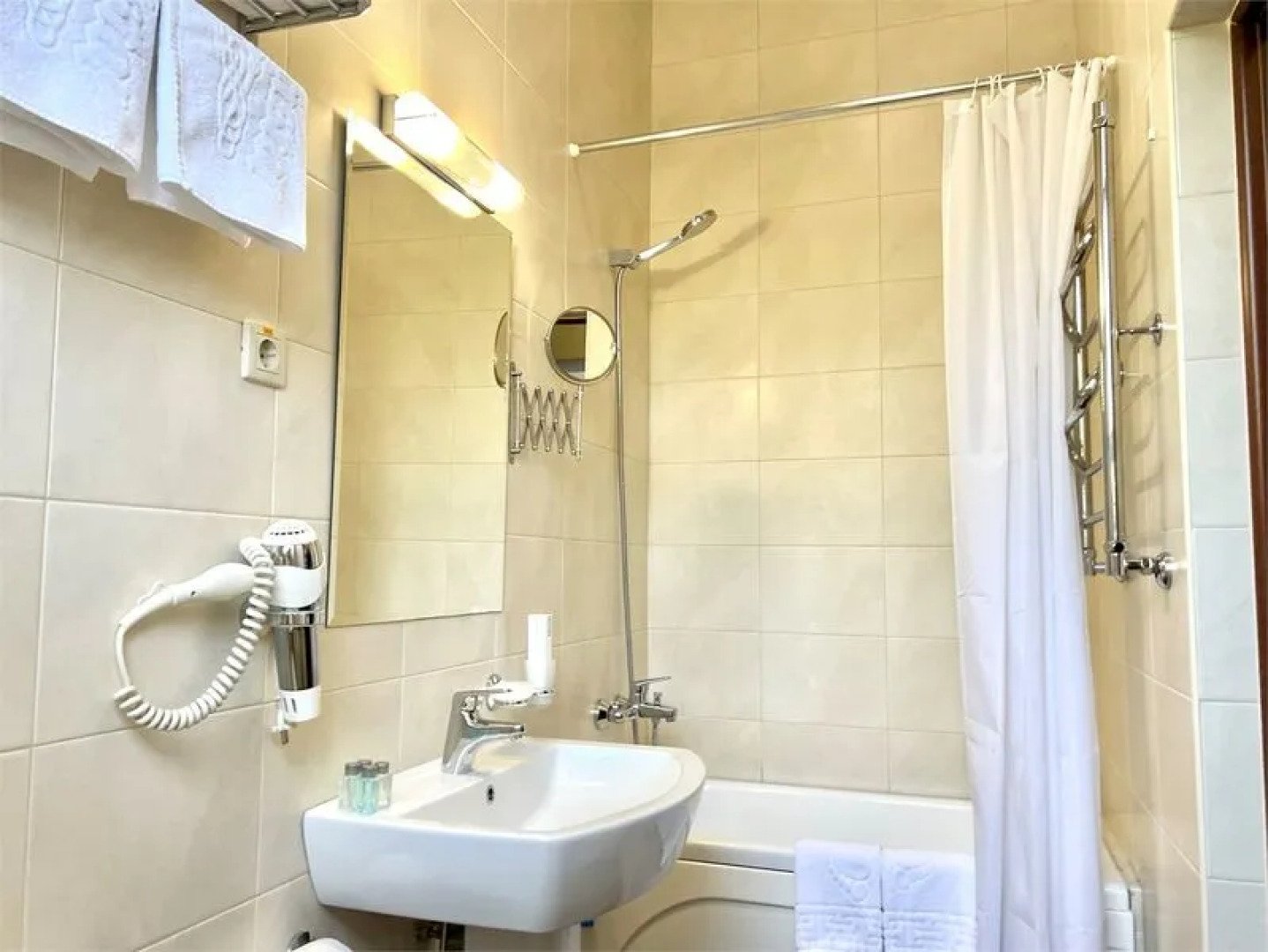 Ле Бристоль