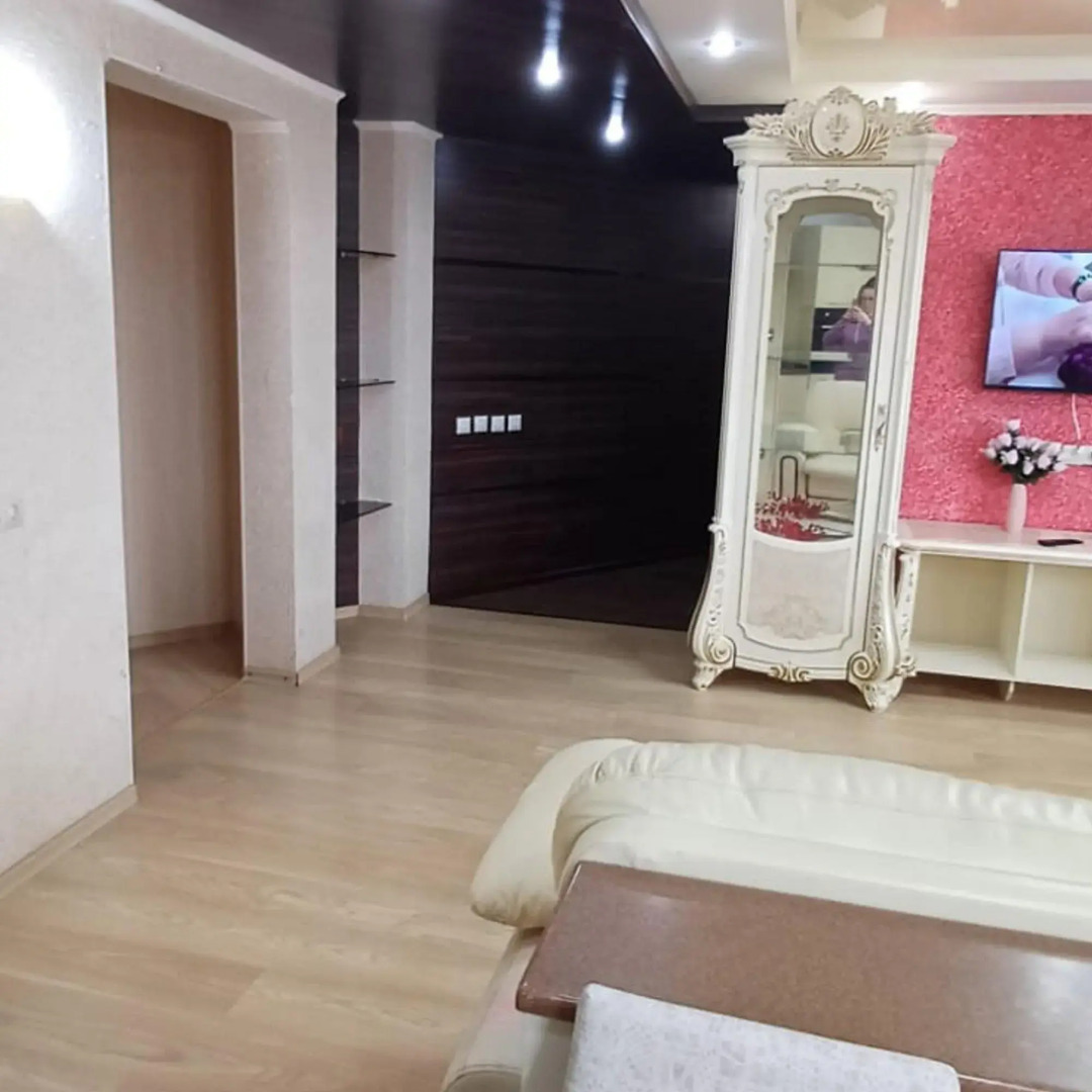 Rich House (Рич Хаус) на улице Новосёлов