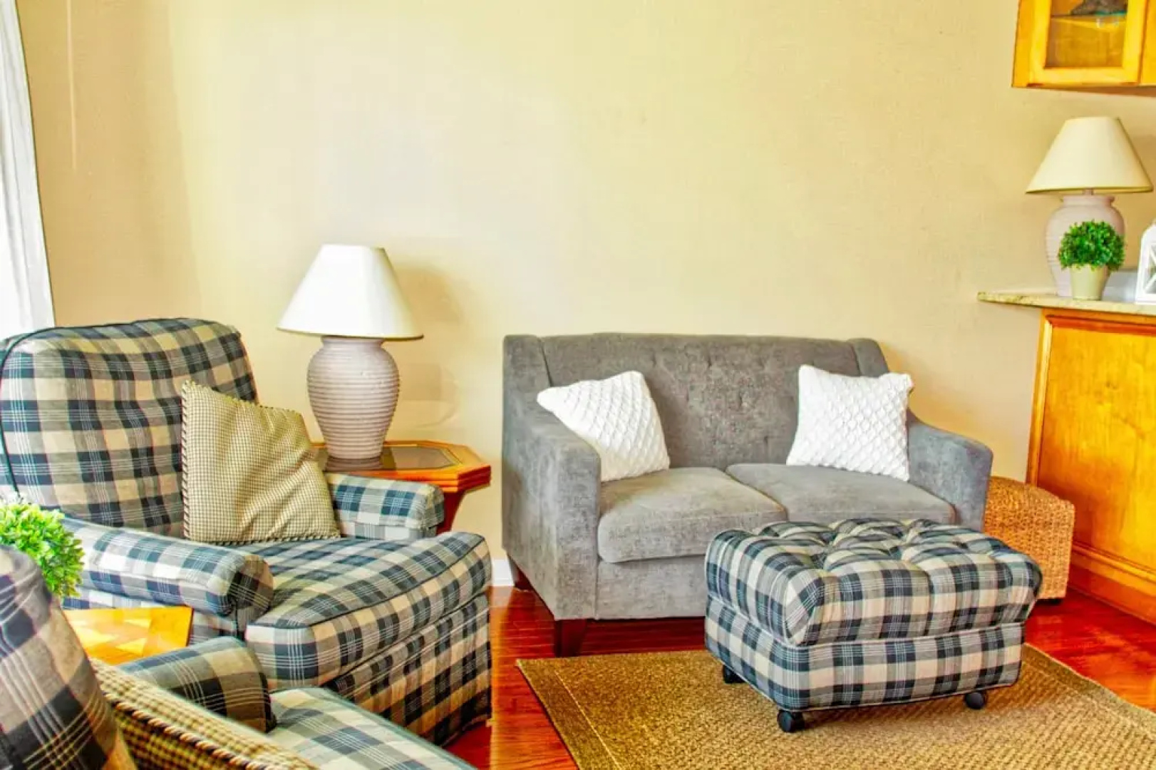 Premier Pass-a-grille Beachside Condo (108-14)