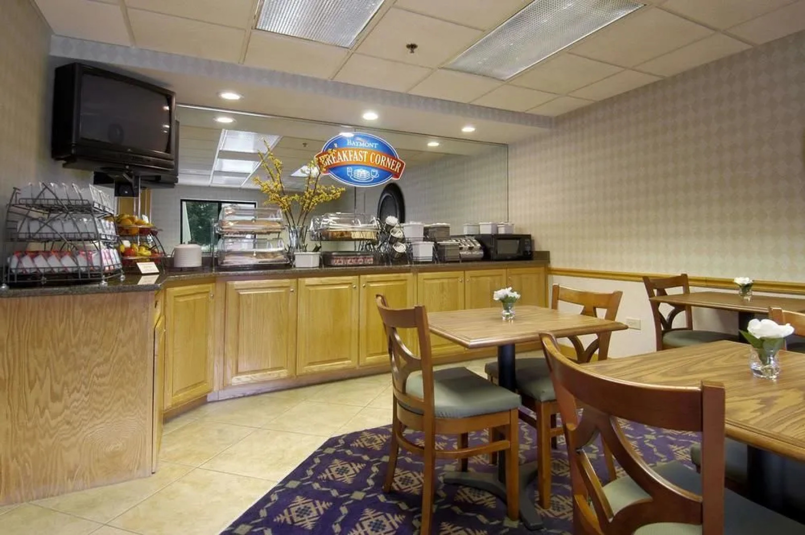 Baymont Inn & Suites Cherokee Smoky Mountains