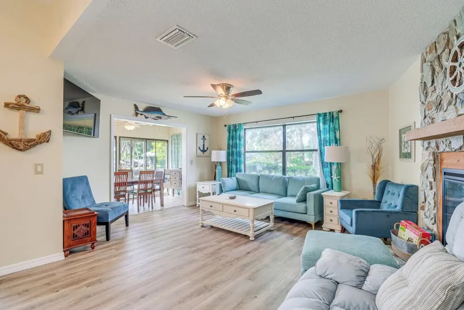 Crystal River Home: Water Views & Boat Dock!