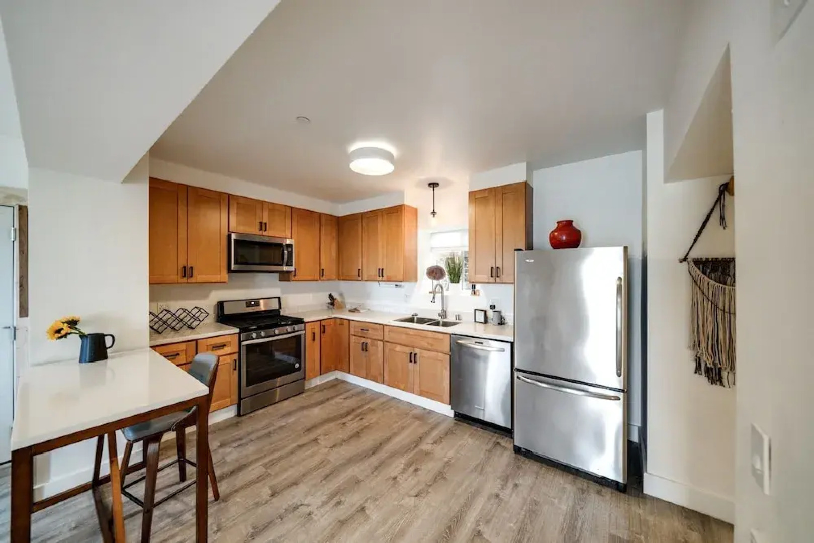 Bayside Mountain Retreat With Gorgeous Views And Private Hot Tub! 5 Bedroom Home by Redawning