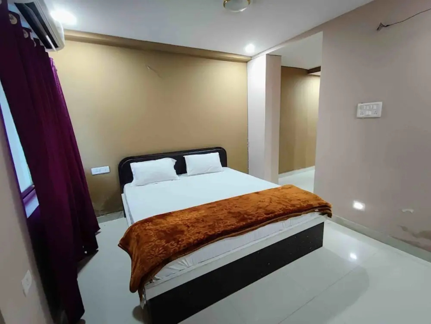 Hotel Kanha Shyam Madhubani