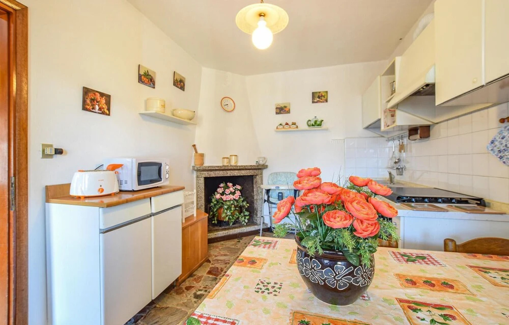 Awesome Home in Cremia With 3 Bedrooms