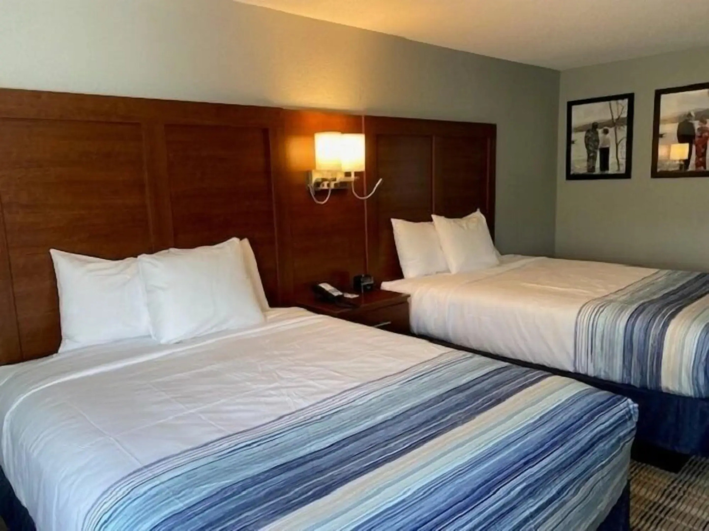 AmericInn by Wyndham Williamsburg