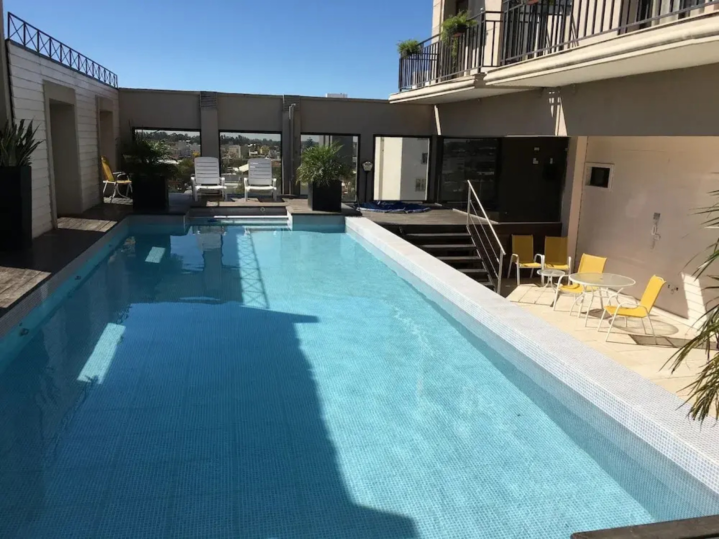 Le Parc Hotel & Suites