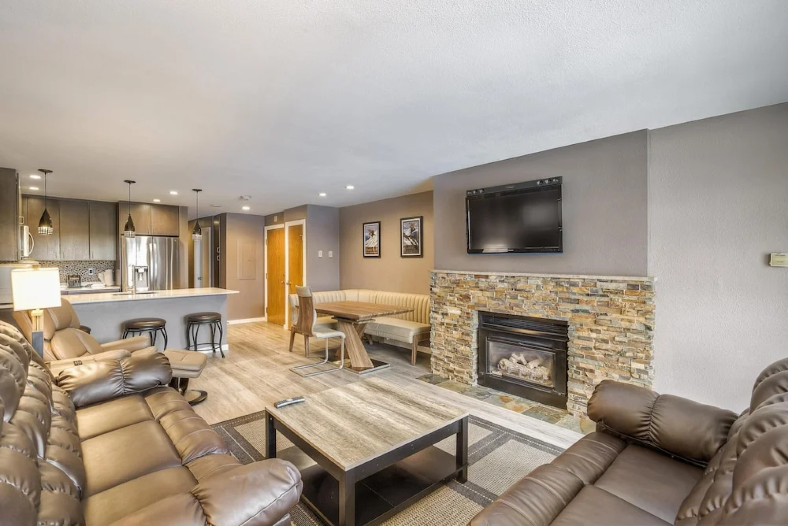 Condo - Walk to Gondola, Sleeps 7