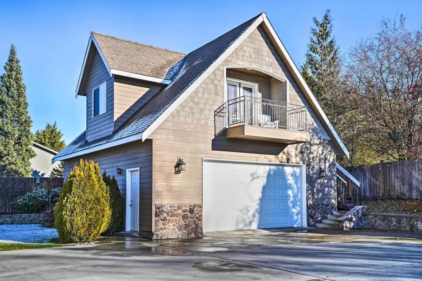 East Wenatchee Apt - 2 Miles From Columbia River!