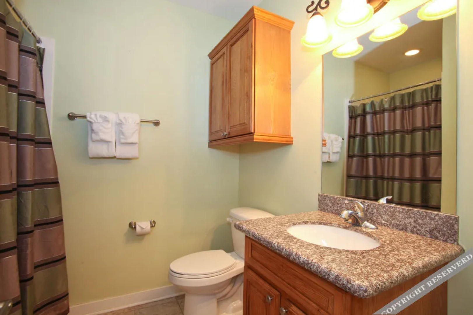 Hosteeva French Quarter Luxury Condo