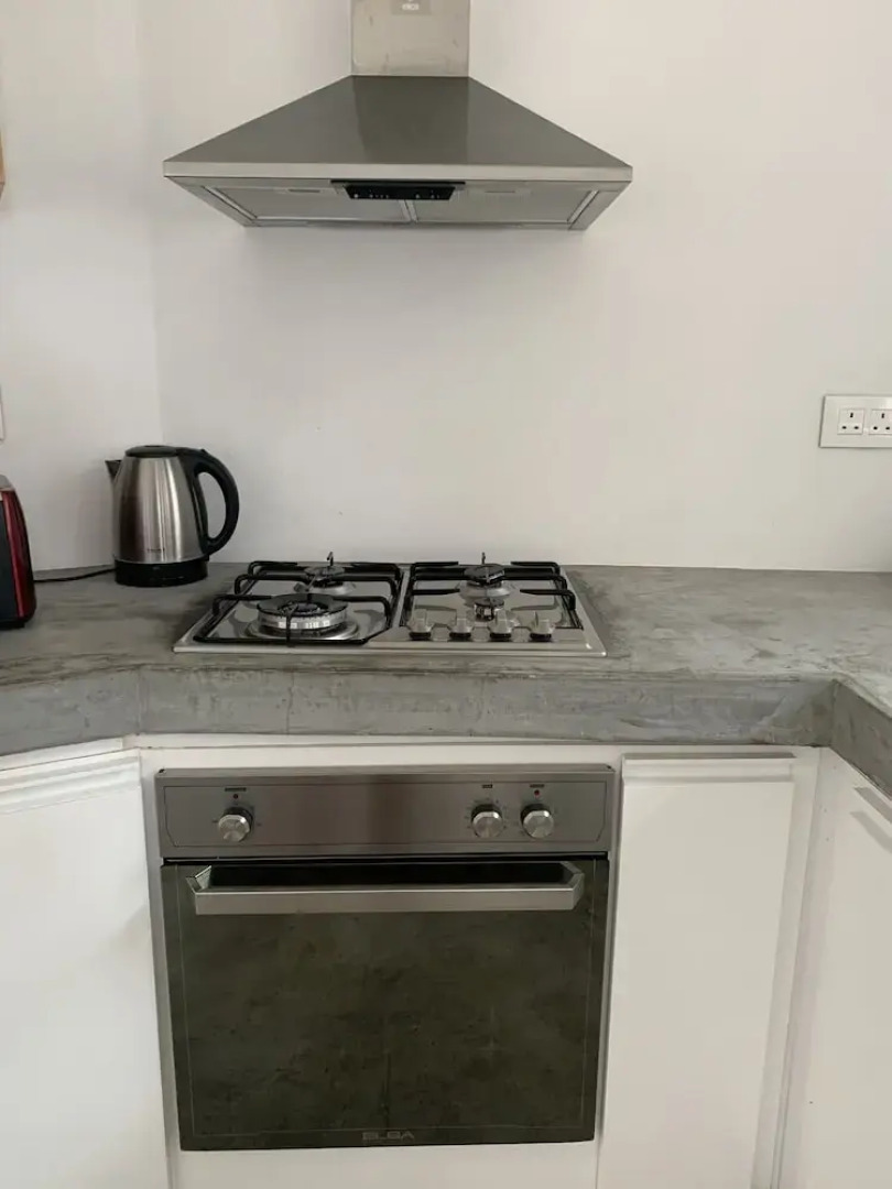 Luxury beachfront villa with private pool and cozy Pavillon with private jacuzzi on rooftop terrace